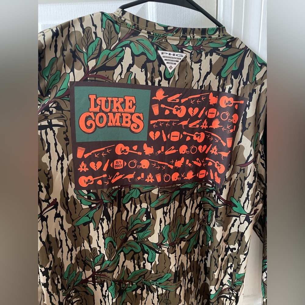 Luke Combs PHG camo long sleeve - Picture 3 of 4